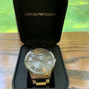 Very lightly used. Mens Emporio Armani watch
